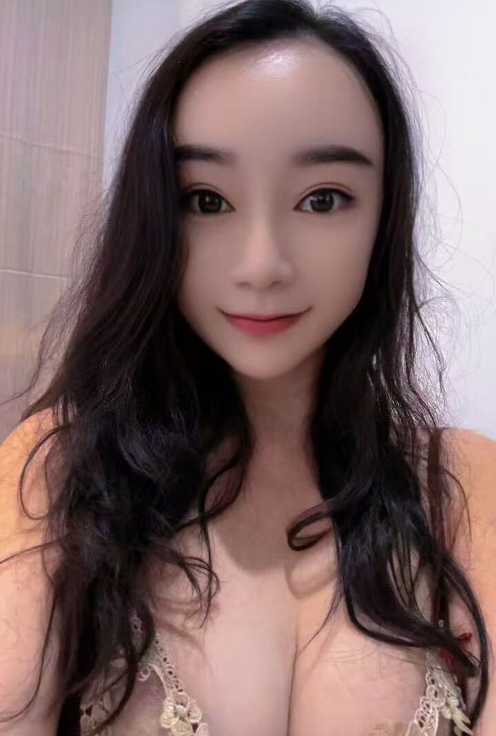 KL 安安 — #KL自由身 自由身