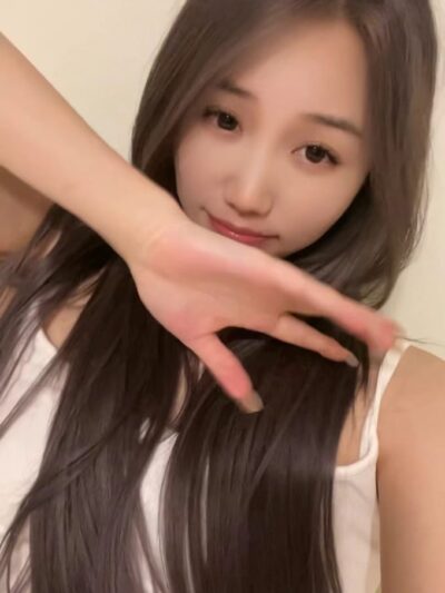 贝贝 — #JB自由身 自由身