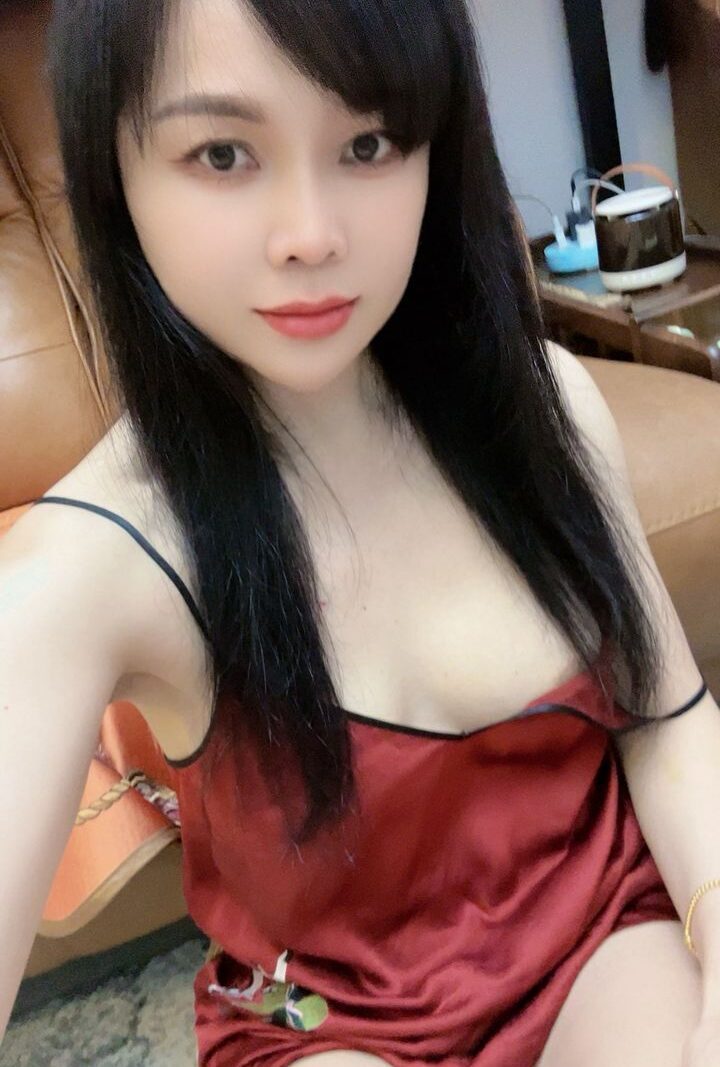 丽丽 — #JB自由身 自由身