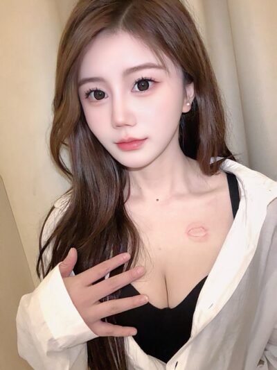 大眼妹 — #JB自由身 自由身