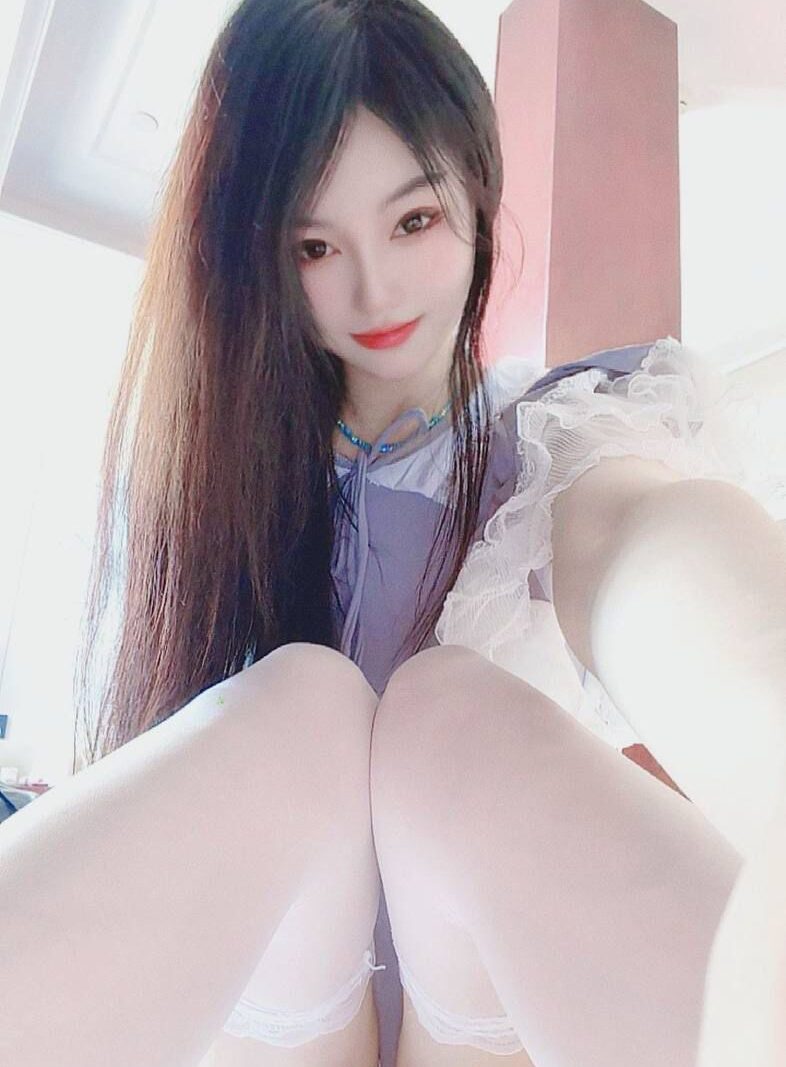 小淫娃 — #JB自由身 自由身