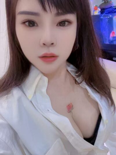 KL 露露 — #KL自由身 自由身