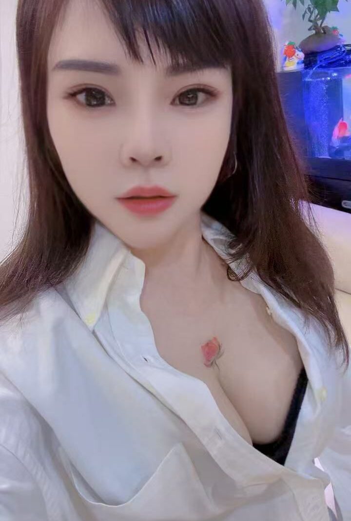 KL 露露 — #KL自由身 自由身