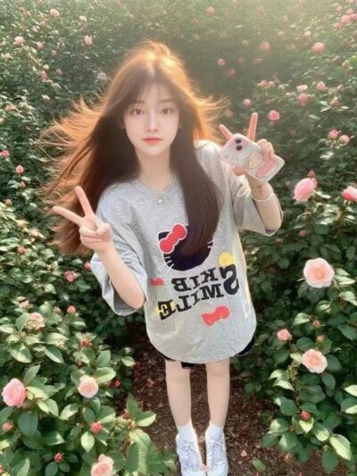 21岁清纯学妹 — #JB自由身 自由身