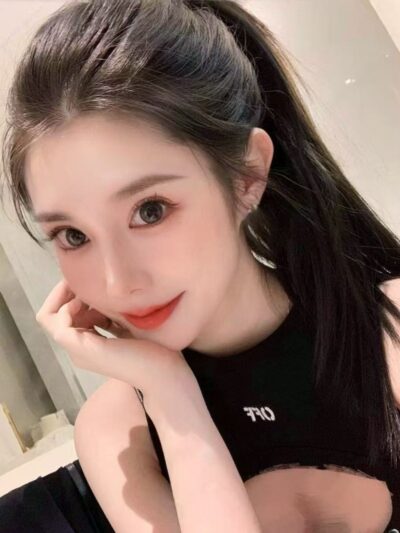 KL 小妮 — #KL自由身 自由身