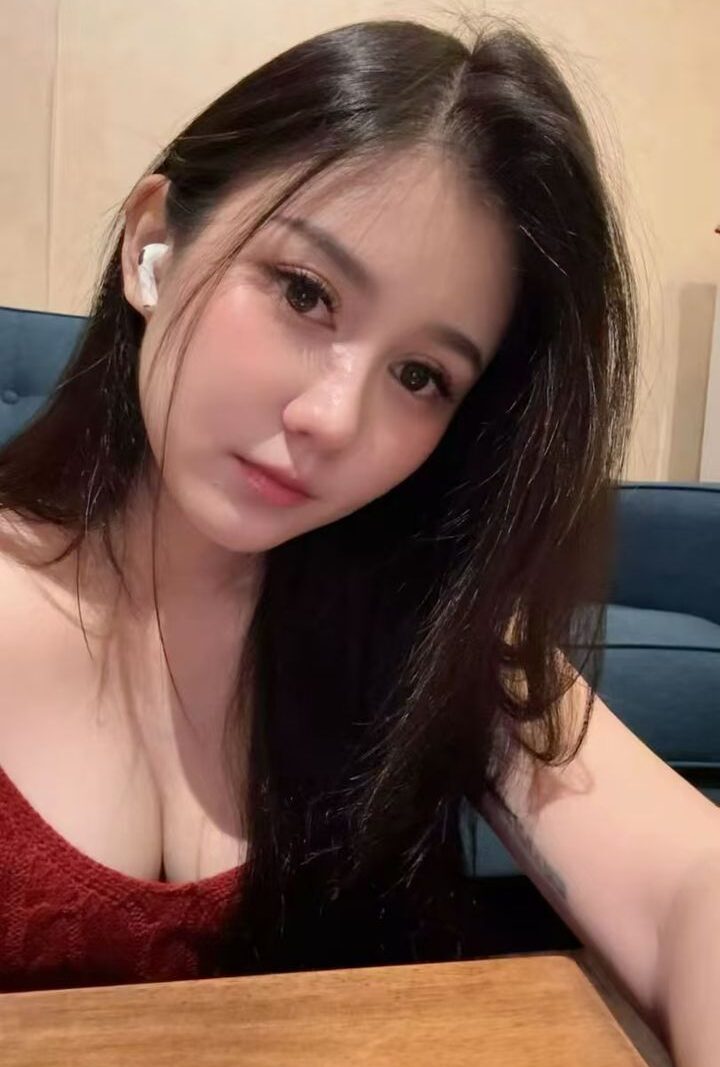 泰国Ah Gif 76号 — #JB自由身 自由身