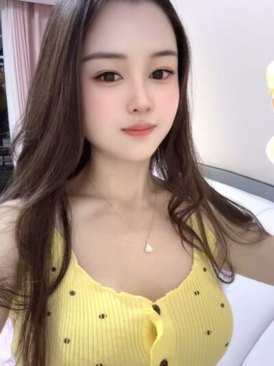 果果 — #JB自由身 自由身