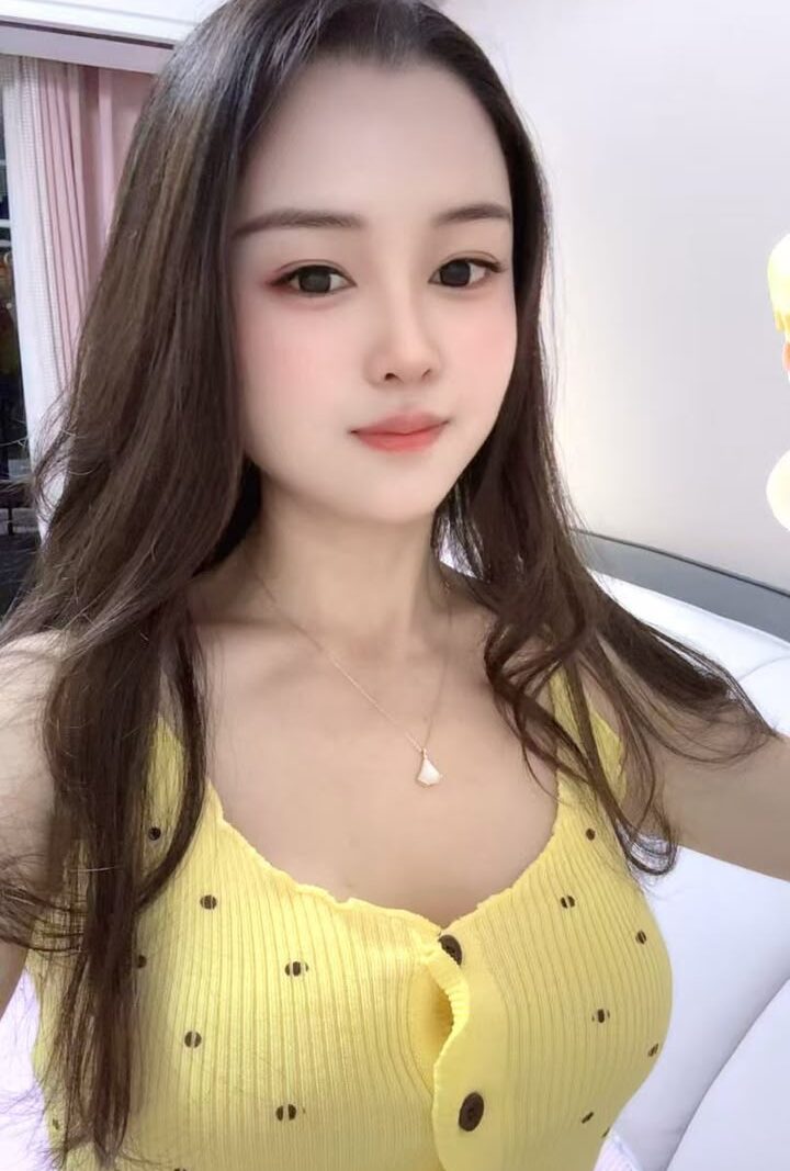 果果 — #JB自由身 自由身