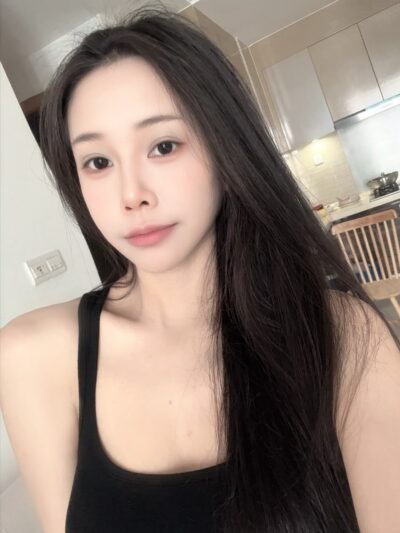 小雯 — #JB自由身 自由身