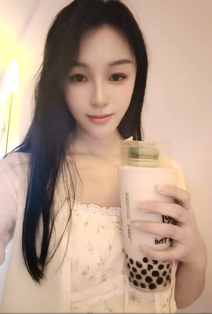莎莎 — #新加坡自由身 自由身