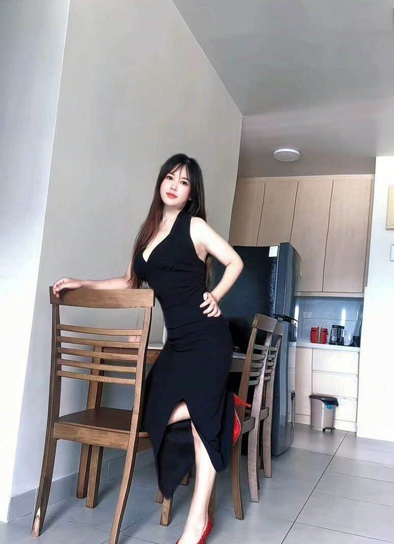 KL 啵妹 — #KL自由身 自由身