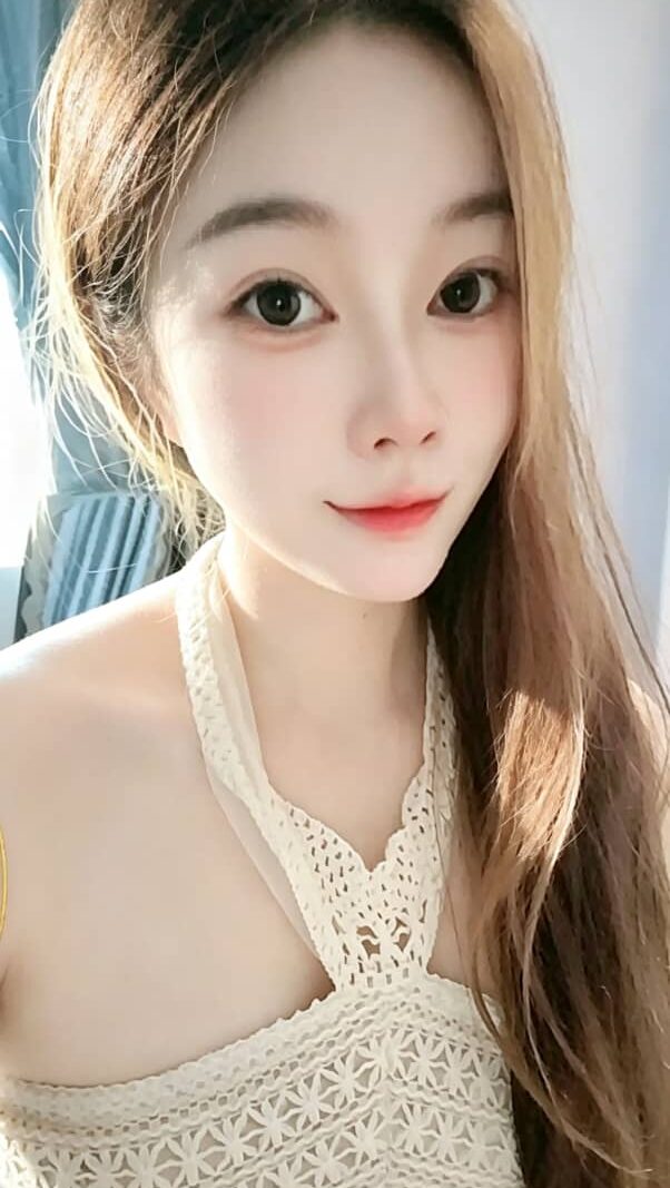 思怡 — #JB自由身 自由身