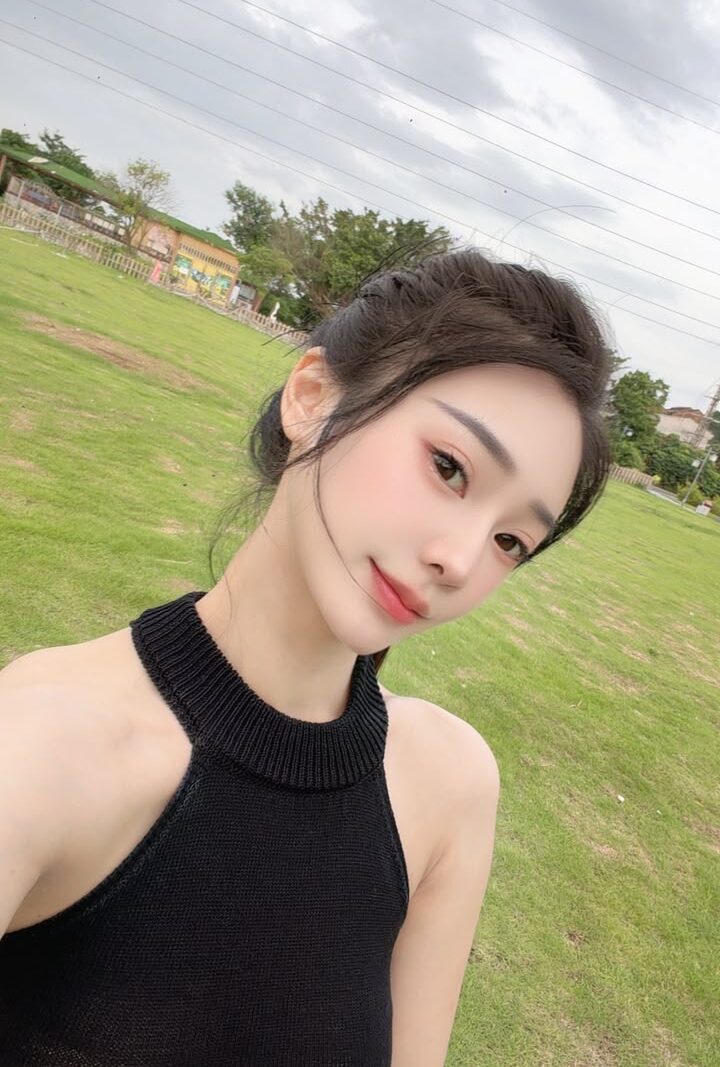KL 洋伊 — #KL自由身 自由身
